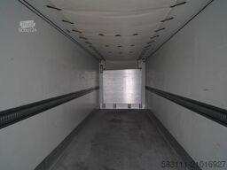 SCHMITZ CARGOBULL REFRIGERATED / FLOWER / THERMO KING / SLX 300 /
