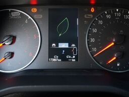 RENAULT TRAFIC III / BUS / 9 MIEJSC / PIERWSZY W?A?CICIE