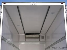 Mercedes-Benz Actros 2548 E6 / GIGA / Cab Lounge chair