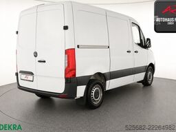 mercedes-benz Sprinter 215 CDI KASTEN SCHWINGSITZ,LEDER,KAMERA