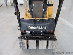 CATERPILLAR CB225E