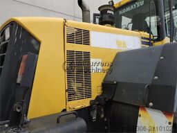 KOMATSU WA380-6
