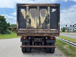 Mercedes-Benz Arocs 4848 8x8 tipper