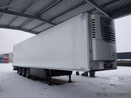 SCHMITZ CARGOBULL SKO 24/L V7 Doppelst./Trennwand vorber./617 Std.