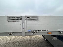 Burg 3-Achs Sattelauflieger Tieflader Schaustell