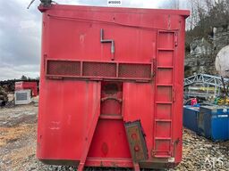 CMT 47M3 wood chip container w/ tarpaulin