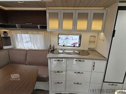 Hymer/Eriba Nova 530 Mover, Hubstützen,Arktis Paket