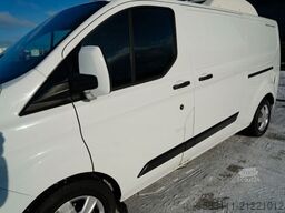 FORD TRANSIT / CH?ODNIA /  TRZY  ZABUDOWY IZOTERMICZN