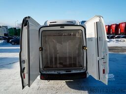 FORD TRANSIT / CH?ODNIA /  TRZY  ZABUDOWY IZOTERMICZN