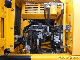 JCB JS 220 LR  Long Reach