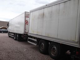 IVECO S-WAY 460 LNG Motor raucht weiß