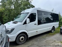 Mercedes-Benz Sprinter 516 Minibus – 17 Seats