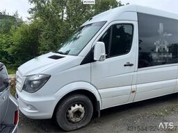 Mercedes-Benz Sprinter 516 Minibus – 17 Seats