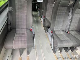 Mercedes-Benz Sprinter 516 Minibus – 17 Seats