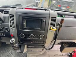 Mercedes-Benz Sprinter 516 Minibus – 17 Seats