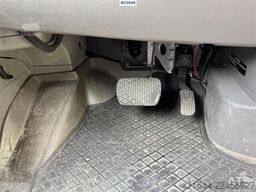 Mercedes-Benz Sprinter 516 Minibus – 17 Seats