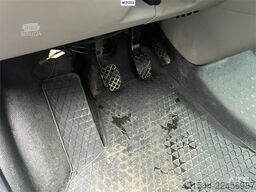 VW combi 9 seater minibus