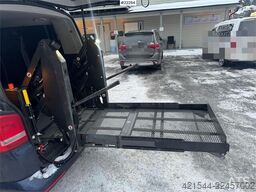 VW Caravelle – 7 seats with wheelchair lift