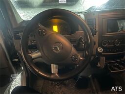Mercedes-Benz Sprinter minibus 9 seats w/ ramp and approved for
