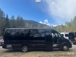 Mercedes-Benz Sprinter 519 Minibus – 21 seats – Two sets of tire