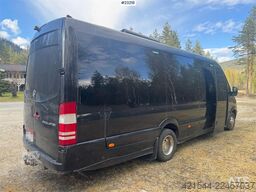 Mercedes-Benz Sprinter 519 Minibus – 21 seats – Two sets of tire