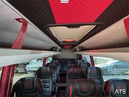 Mercedes-Benz Sprinter 519 Minibus – 21 seats – Two sets of tire