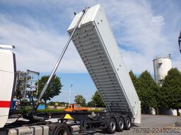 SCHMITZ CARGOBULL SKI 24 Kippmulde 50 m³/Kombitüren/Lift/Rollplane