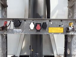 SCHMITZ CARGOBULL SKI 24 Kippmulde 50 m³/Kombitüren/Lift/Rollplane