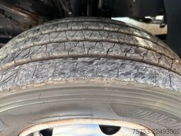 MERCEDES-BENZ 1221L Atego Pritsche offen 179Tkm, EURO 6E, ADR
