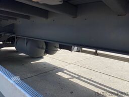 Pacton / Hard-Wood Floor / Steering Axle / 1x Lift Axl...