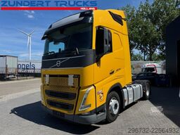 Standardni SZM Volvo FH 460 GLOBETROTTER,IPARCOOL, 2 TANKS, 2 BEDS, ...