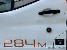 Roller Team Kronos 284M | Ford Transit 2.0 TDCi 165 PS Automatik | 5 Sitzplätze