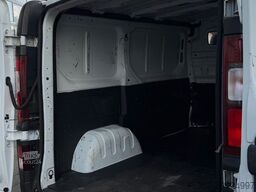 RENAULT Trafic 1.6 dCi L1 H1 1. Hand