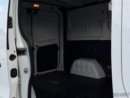 RENAULT Trafic 1.6 dCi L1 H1 1. Hand