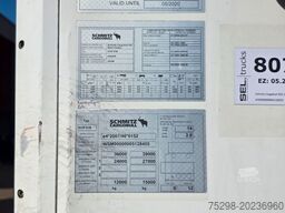 SCHMITZ CARGOBULL SKO 24/L13.4 FP 45 COOL 8/  Doppelstock