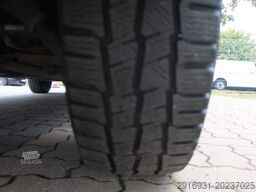 VOLKSWAGEN T5 Transporter Kasten lang 4Motion/Klima/FN: 99