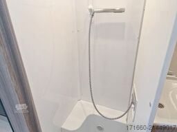 BÜRSTNER Lyseo Gallery TD 649 G Automatik - 180 PS