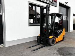 Jungheinrich TFG320S