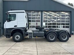 Mercedes-Benz Actros 3340 S 6x4 Tractor Head
