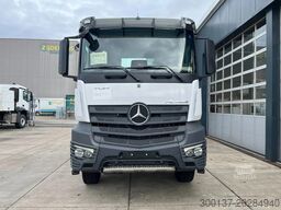 Mercedes-Benz Actros 3340 S 6x4 Tractor Head