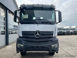 Mercedes-Benz Actros 3340 S 6x4 Tractor Head
