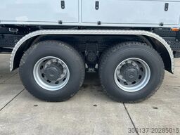 Mercedes-Benz Arocs 3340 6x4 Water Tank Truck