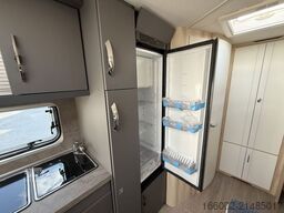 HOBBY De Luxe 545 KMF Mod. 2026 ausgestellt Garage,