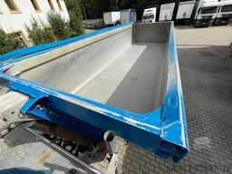 SCHMITZ CARGOBULL SKI 24 SL7.2 Kippauflieger Getreideschi 24m³ Alu