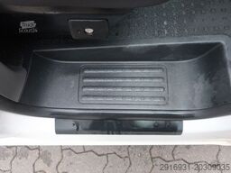 VOLKSWAGEN T6.1 lang / 1. Hand / PDC / Klima / FN: 56