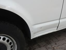 VOLKSWAGEN T6.1 lang / 1. Hand / PDC / Klima / FN: 56