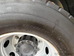 DAF LF220FA + Thermo king + euro 6 + manual