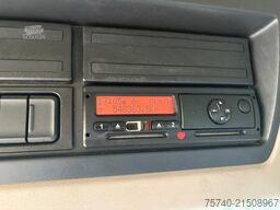 DAF LF220FA + Thermo king + euro 6 + manual