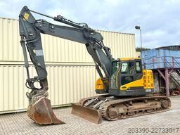 VOLVO ECR235DL / OilQuick OQ / Deutsche Maschine