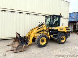YANMAR V70S Schwenklader / 2017 BJ / Schaufel + Gabel